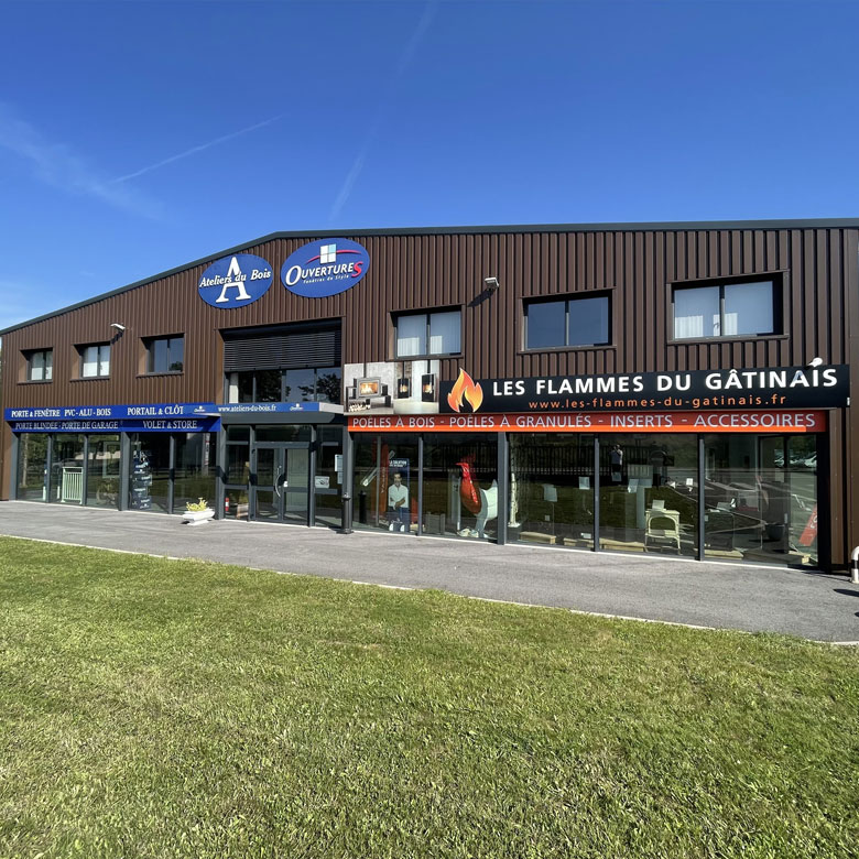 Vue extérieure du Showroom des flammes du gâtinais à la Ferté-Alais