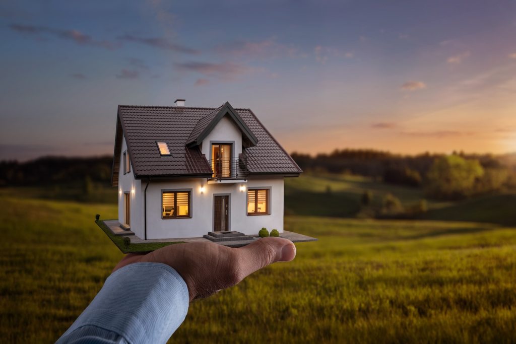 Installer un poêle à bois dans une maison neuve