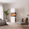 Poêle-cheminée Jøtul FS 520 FRL habillé de silicate de calcium, dans un séjour lumineux